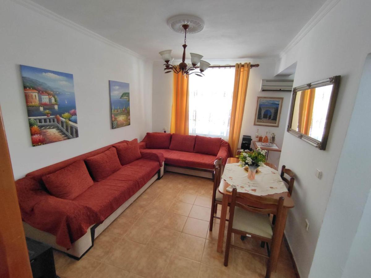 Rias Apartment Sarande Exterior photo